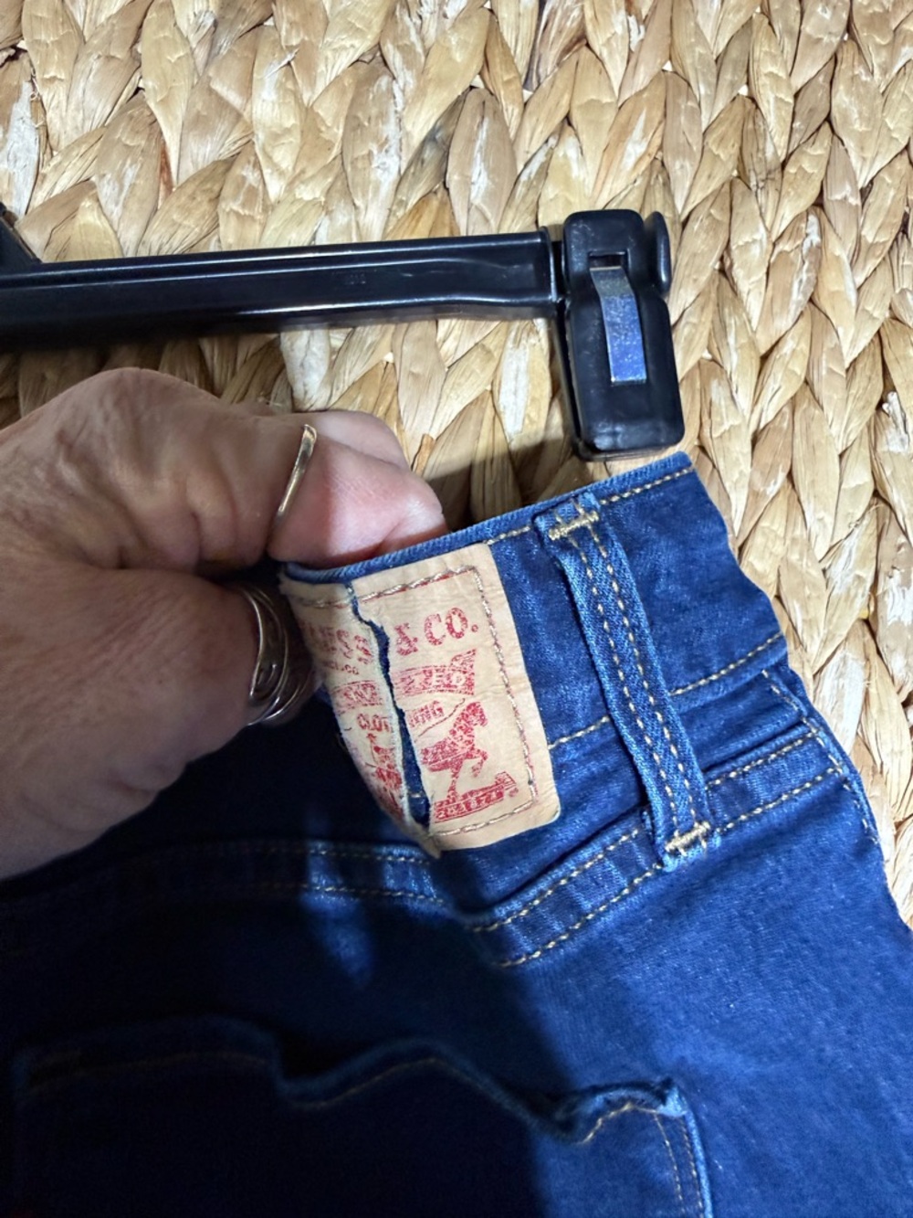 Levi's Dark Blue Women's Skinny Jeans - Picture 4 of 5